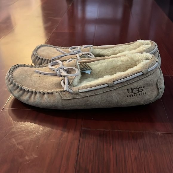 UGG Moccasins - Picture 7 of 8